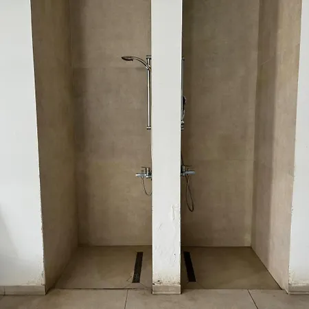 Daire Courtyard Long Beach, северный кипр, бассейн, терраса, 500м от моря