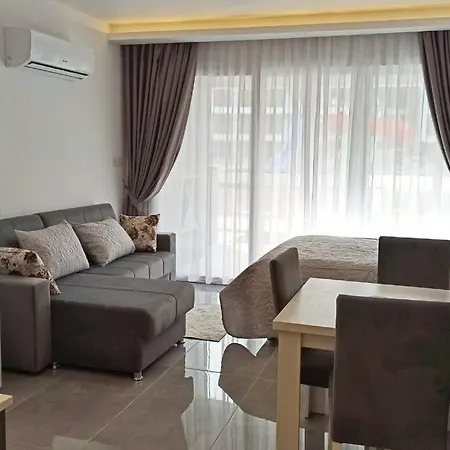 Apartament Courtyard Long Beach, северный кипр, бассейн, терраса, 500м от моря *