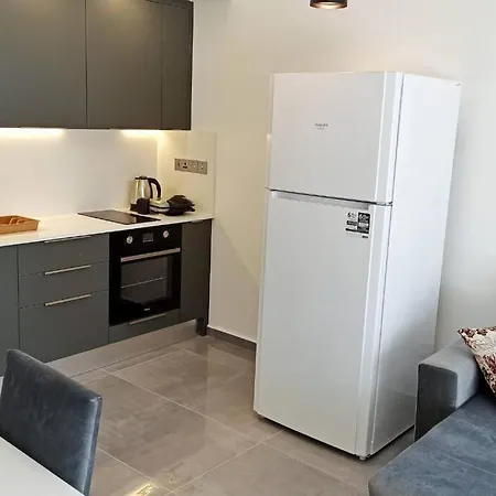 Апартаменты Courtyard Long Beach, северный кипр, бассейн, терраса, 500м от моря