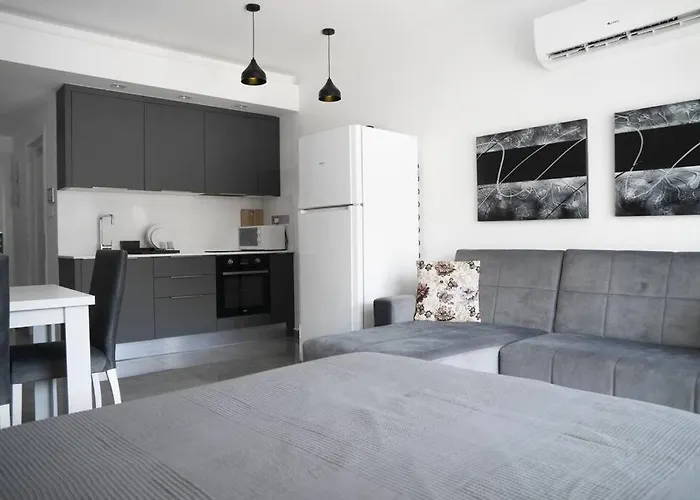 Courtyard Long Beach, северный кипр, бассейн, терраса, 500м от моря Iskele District (Northern Cyprus)