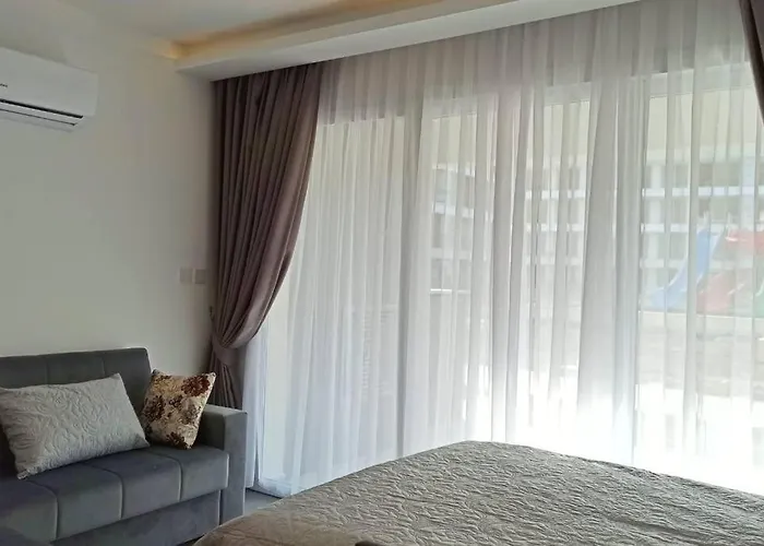 Courtyard Long Beach, северный кипр, бассейн, терраса, 500м от моря *