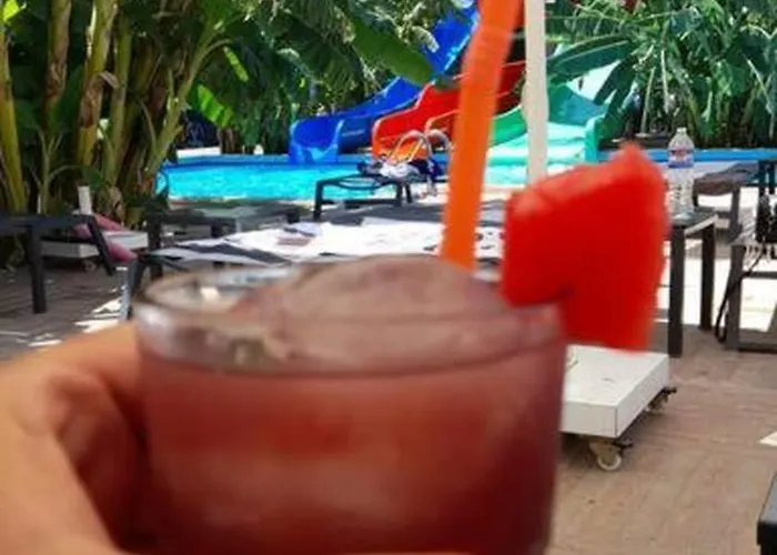 Modern Pool & Terrace 5 Min To At Courtyard Long *